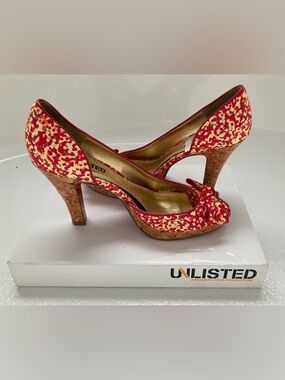Unlisted by Kennth Cole I’m Spending PA Red high heels size 8.5